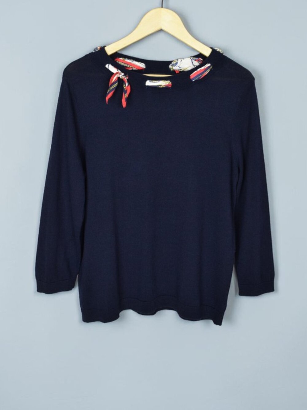 TALBOTS SILK SCARF NAVY BLUE CREW NECK SWEATER - Picture 3 of 10